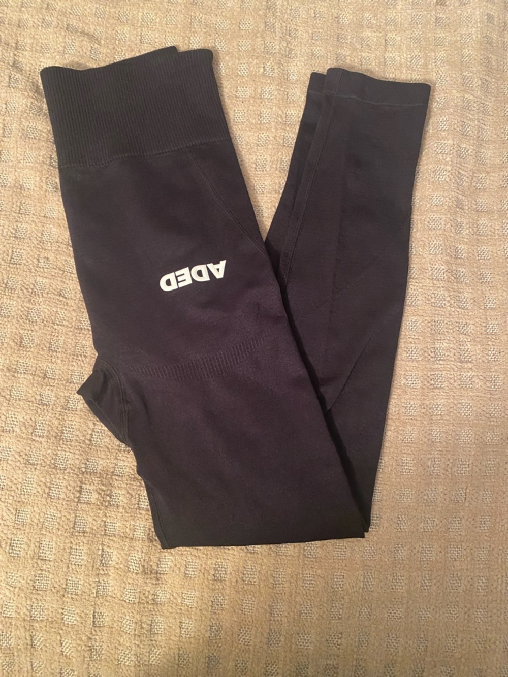 Women Black High-Rise Logo Leggings